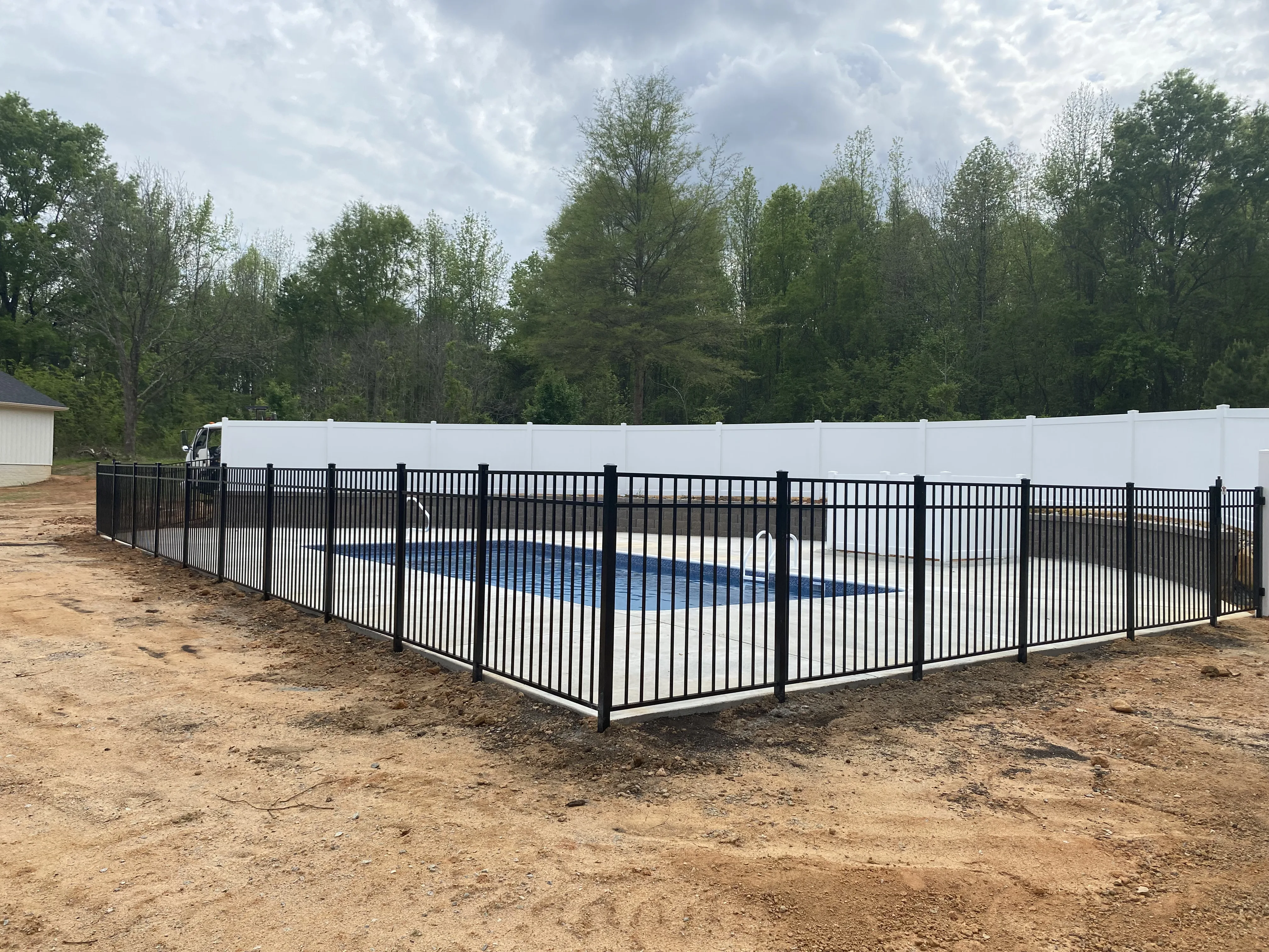 Aluminum fence installation