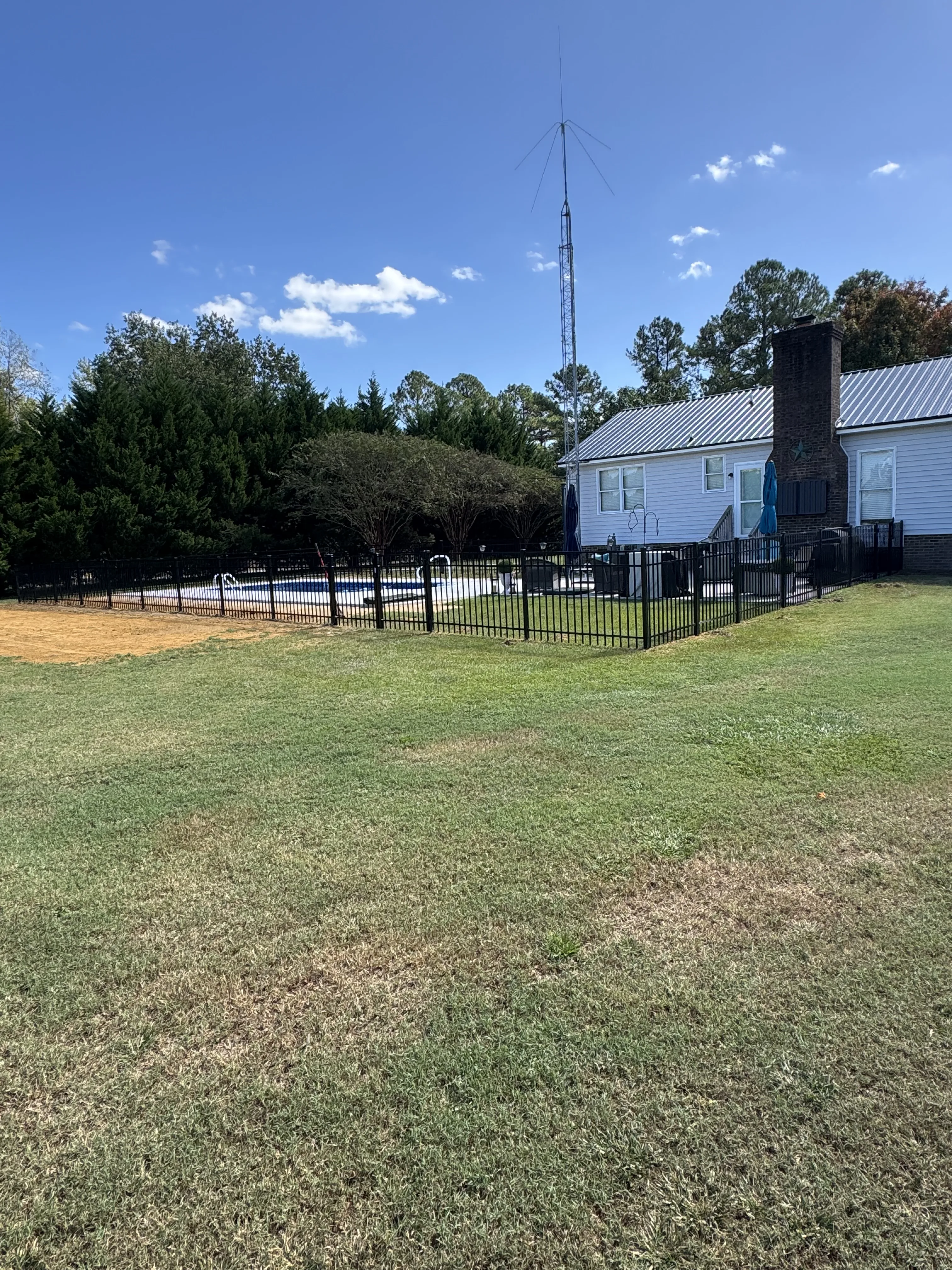 Aluminum fence installation