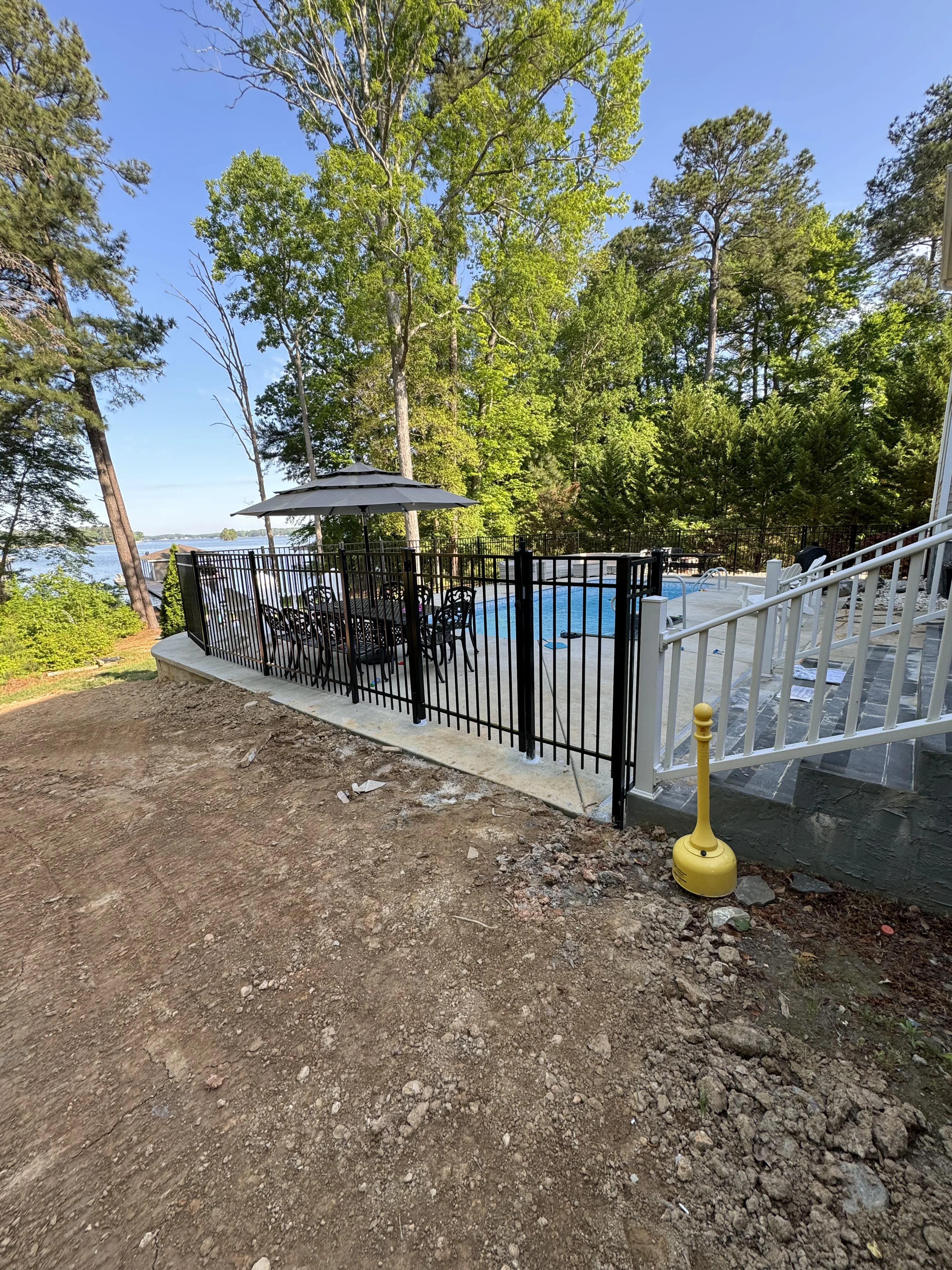 Aluminum fence installation
