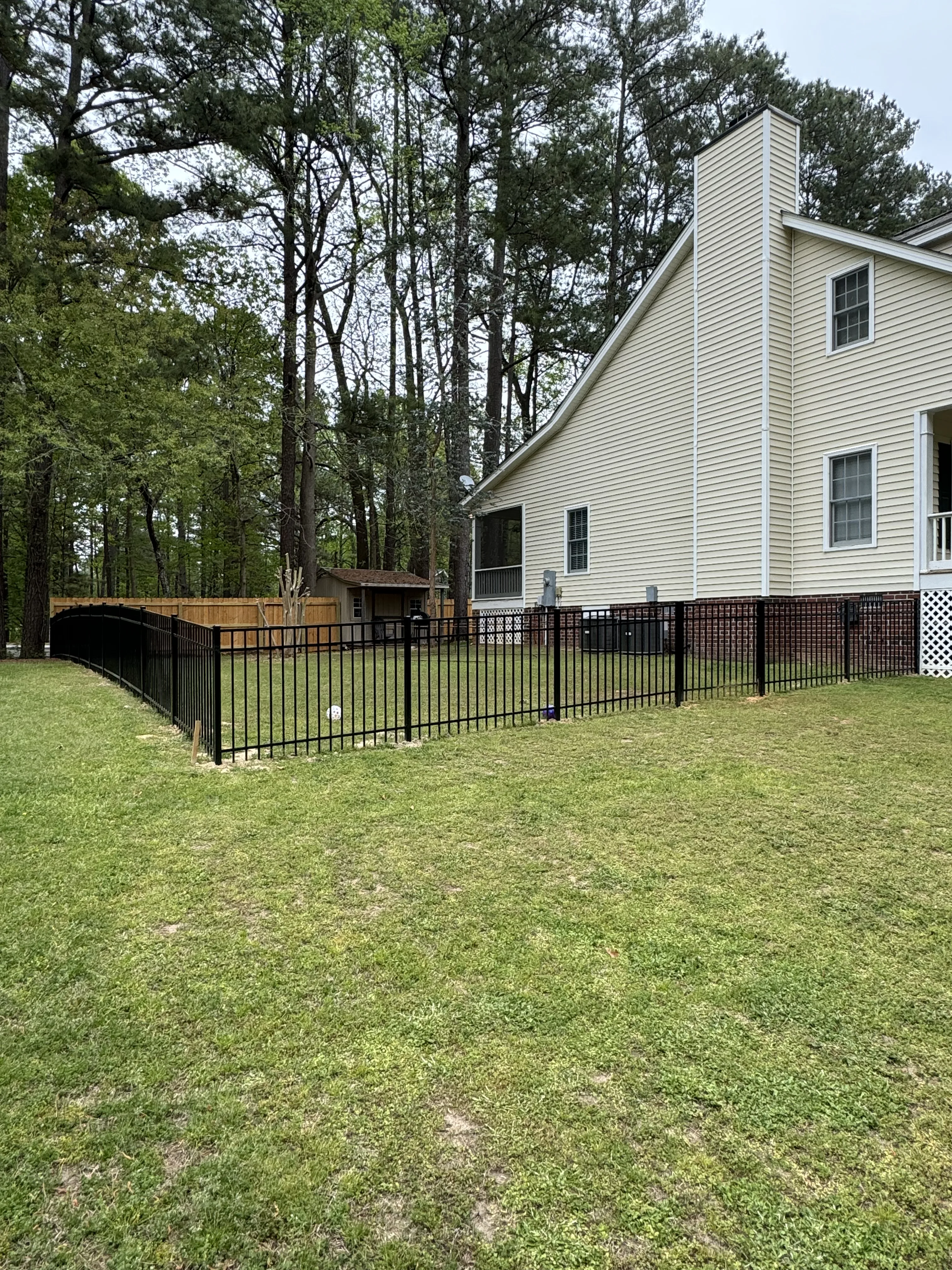 Aluminum fence installation