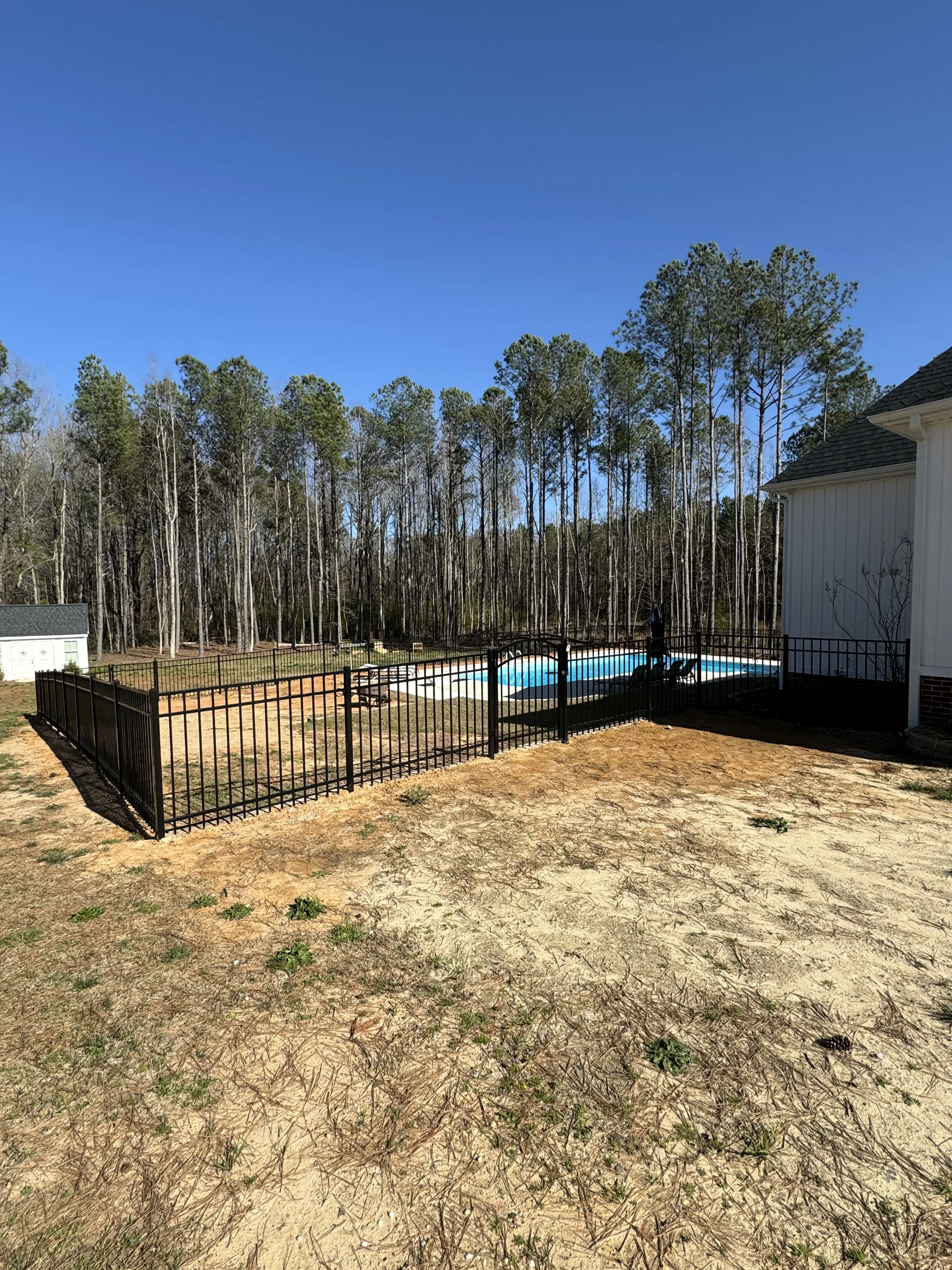 Aluminum fence installation