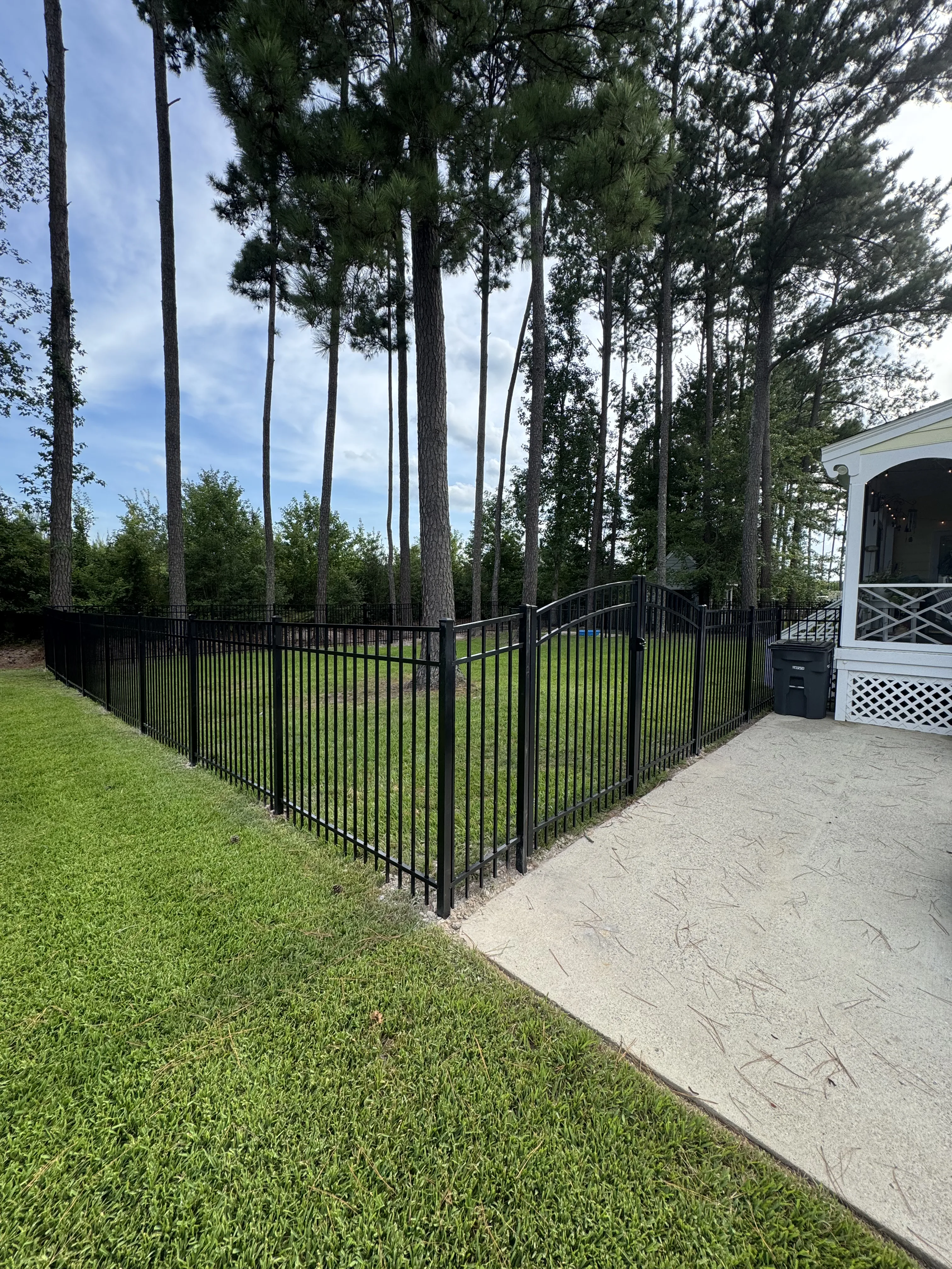 Aluminum fence installation